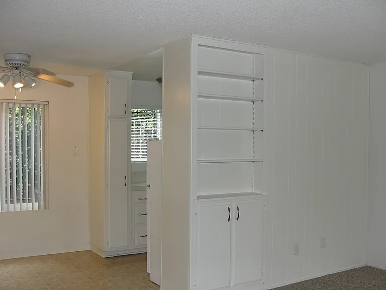 4415 Hamilton St #8 — Photo 9