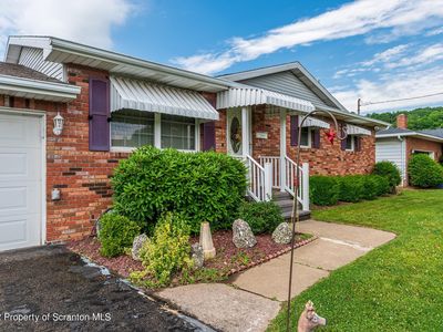 729 Beechwood Dr, Olyphant, PA, 18447