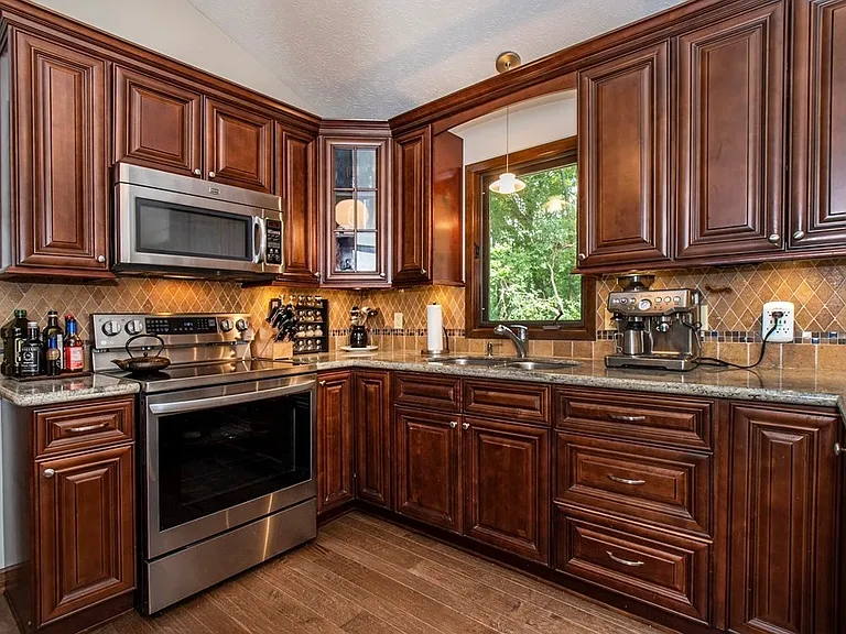 25441 Halburton Rd — Photo 4
