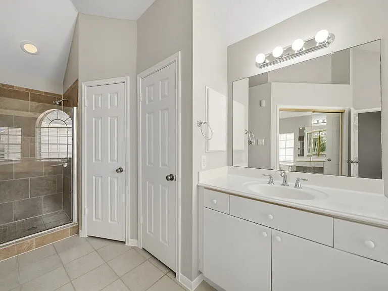 1735 Berkoff Dr — Photo 12