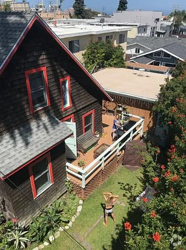 523 Beryl St — Photo 1