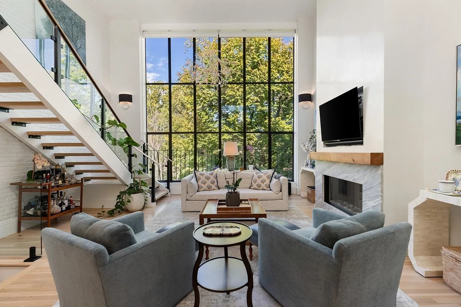 2 bed, 3.0 bath, 1758 sqft, $21,000 — Photo 1