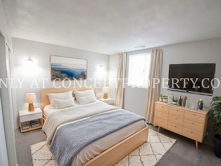 Foothill Terrace — Photo 68