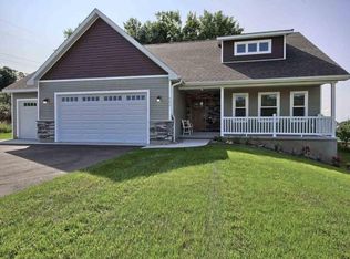 793 Windmill Ln, Traverse City, MI 49696