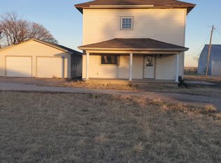 110 N Seacat Rd, Bucklin, KS 67834