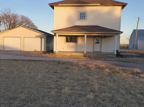 110 N Seacat Rd, Bucklin, KS 67834