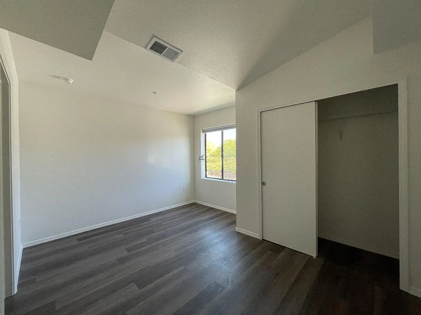 920 Shoofly St — Photo 4