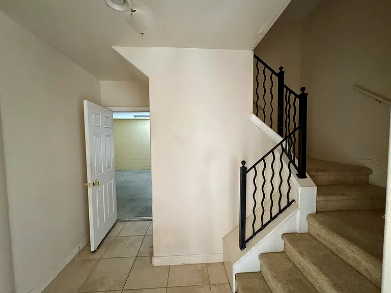 1657 Whitney Isles Dr — Photo 11