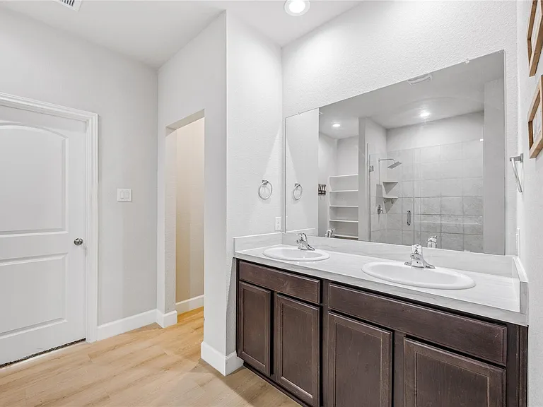 21023 Belmont Village Way — Photo 16