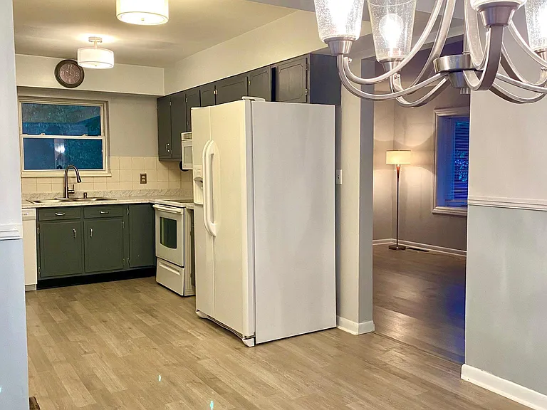 9313 Michael Edward Dr — Photo 13