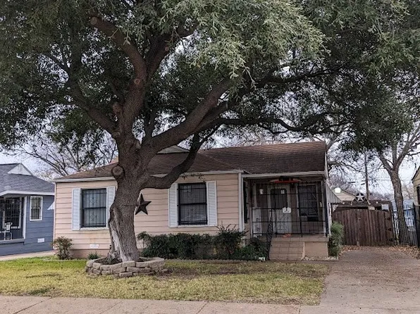 3831 Mount Everest St, Dallas, TX 75211