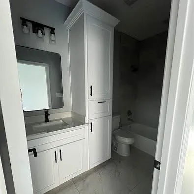 811 N Woodson Ave #4 — Photo 14