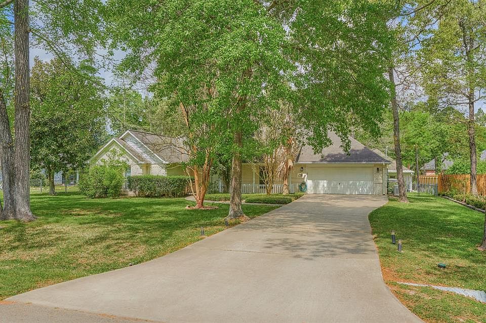 1st image of 7410 Wedgewood Dr
