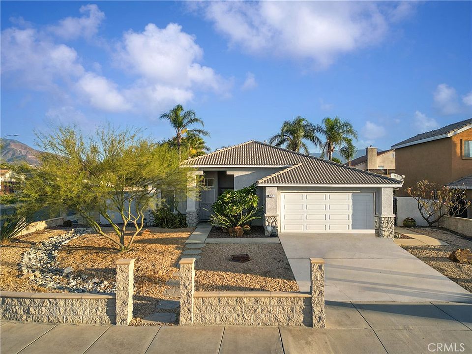 1st image of 2874 W Calle Vista Dr