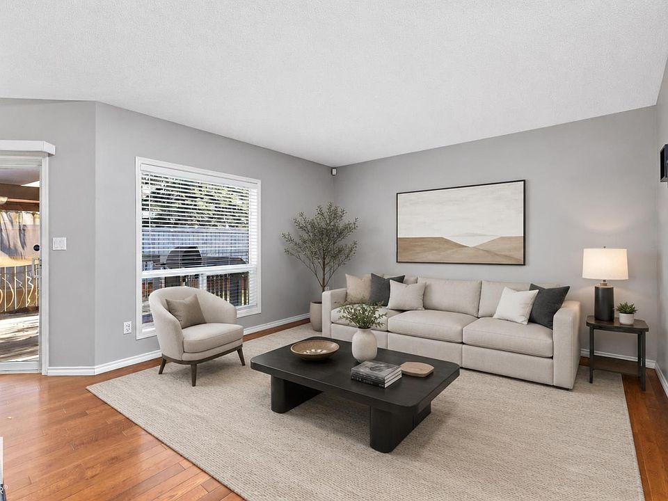 1st image of 215 Blackburn Dr E #123