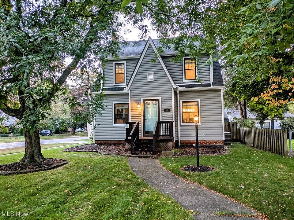 1st image of 4053 W 217th St