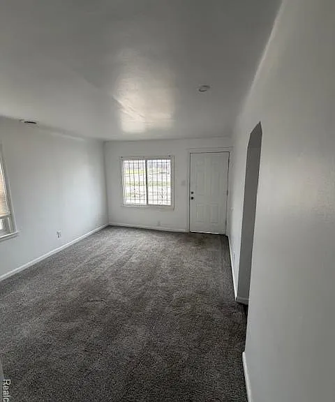 3887 Moore Ave — Photo 14