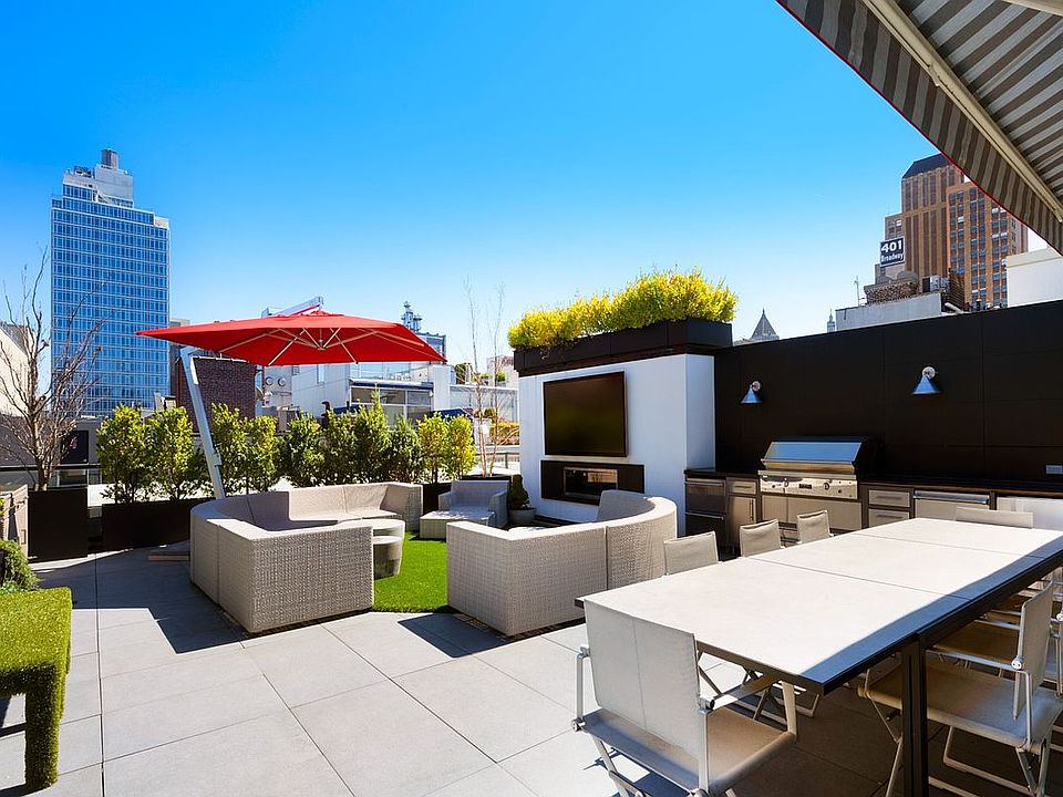 1st image of 25 Mercer St #Penthouse