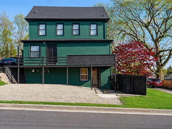 15 Baltimore St, Providence, RI 02909