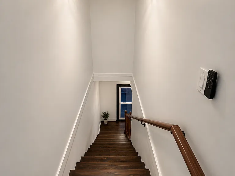 2424 W Charleston St #2 — Photo 7