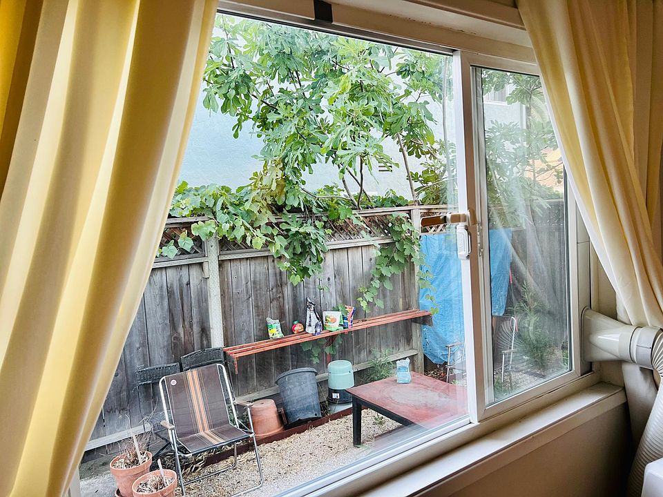 1st image of 256 Pettis Ave #5