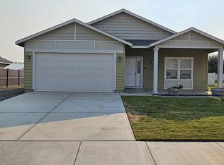 4405 Phoenix Ln, Pasco, WA 99301