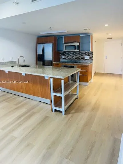 185 SW 7th St #1605 — Photo 14