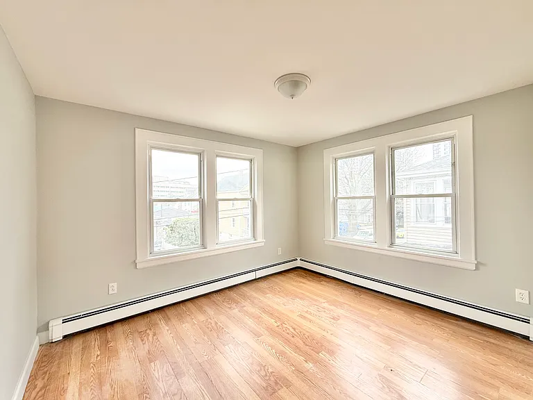 52 Manor St #1 — Photo 13