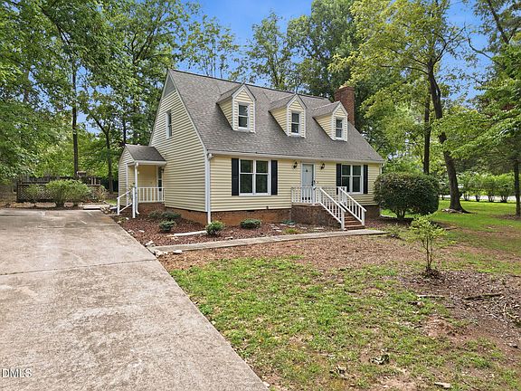 3rd image of 2725 Panther Dr