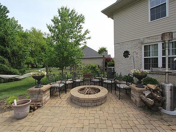 Outdoor living space