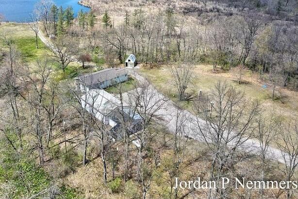1st image of 12375 Overlook Dr NE