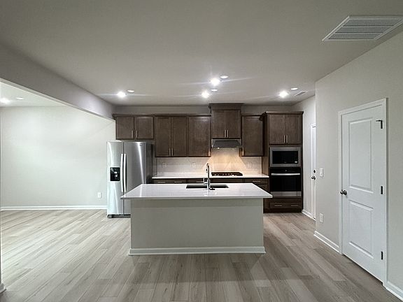 3rd image of 1013 Saint Lawarance Dr