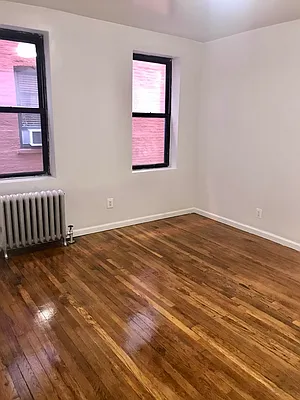 Rented by Voro, LLC | media 16