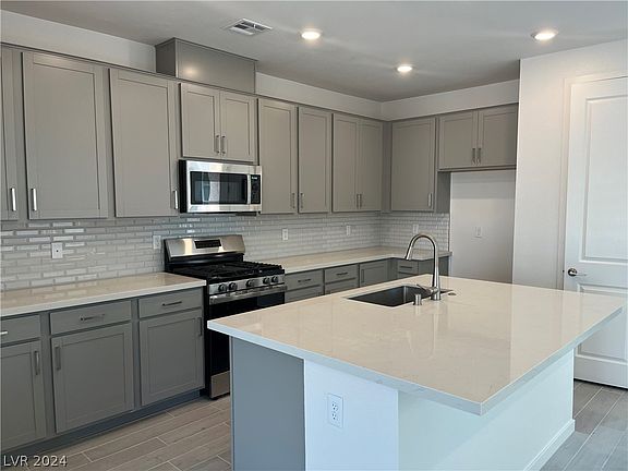 4th image of 11329 Sonny Miller Ct