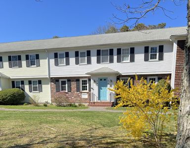 222 Buck Island Road APT 2-3, West Yarmouth, MA, 02673