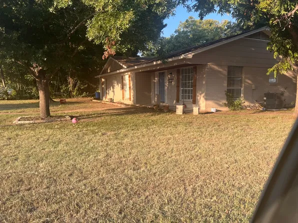 1200 Mesquite Trl, Benbrook, TX 76126