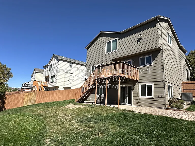 965 Piros Dr — Photo 49