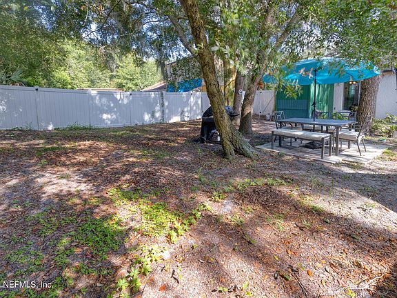 5th image of 1085 MIMOSA COVE Court
