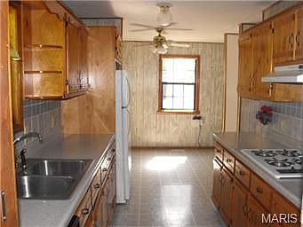3rd image of 205 Orchard St