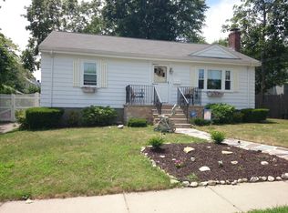 127 Wren St, West Roxbury, MA 02132