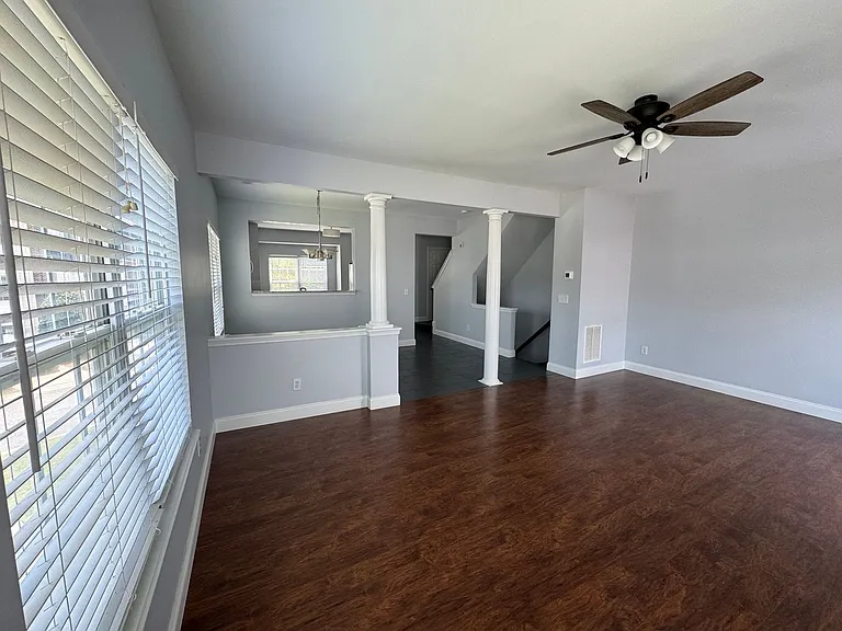 304 Rock Ridge Ln — Photo 9