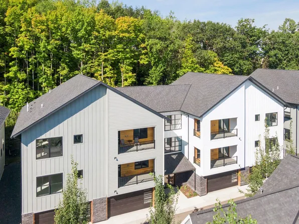 5742 Shady Oak Rd #5, Minnetonka, MN 55343
