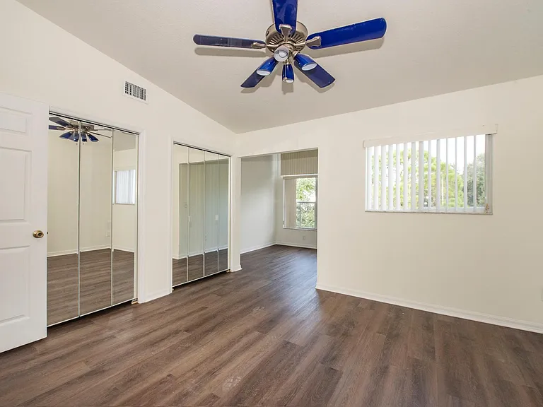 Second bedroom with ensuite bathroom on third floor