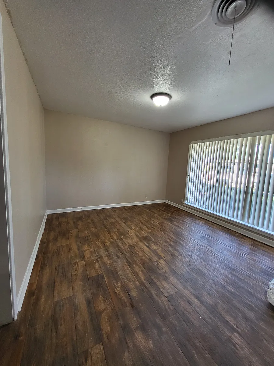 Building Photo - 921 Mimosa Dr