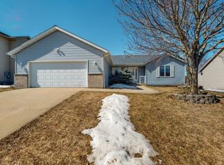 1007 Golfers Ct SE, Rochester, MN 55904