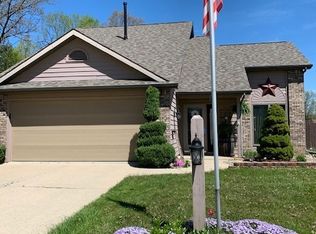 2308 Lima Valley Dr, Fort Wayne, IN