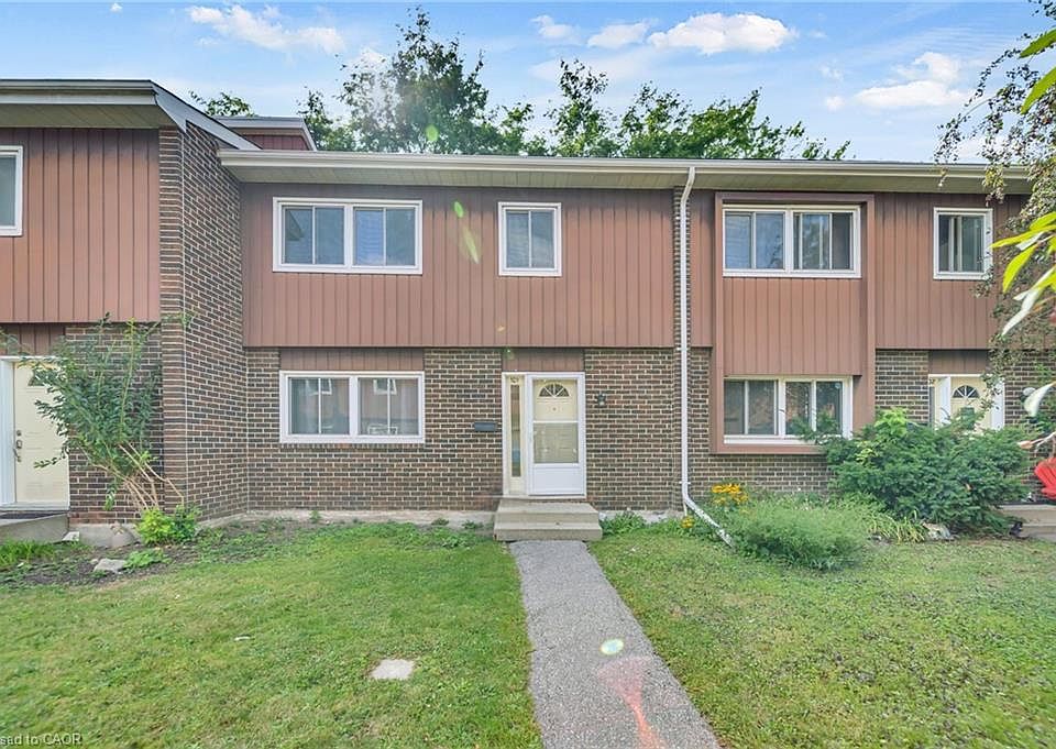 1st image of 121 University Ave E #101