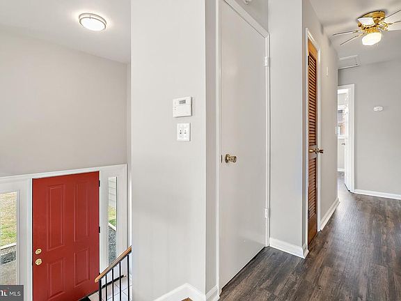 4th image of 311 Sunset Ln