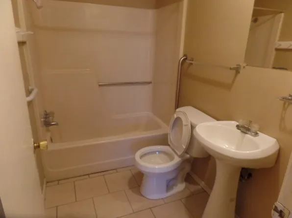 115 State St APT 1, Jonesboro, AR 72401