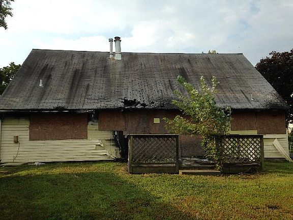 4th image of 16302 Pond Meadow Ln